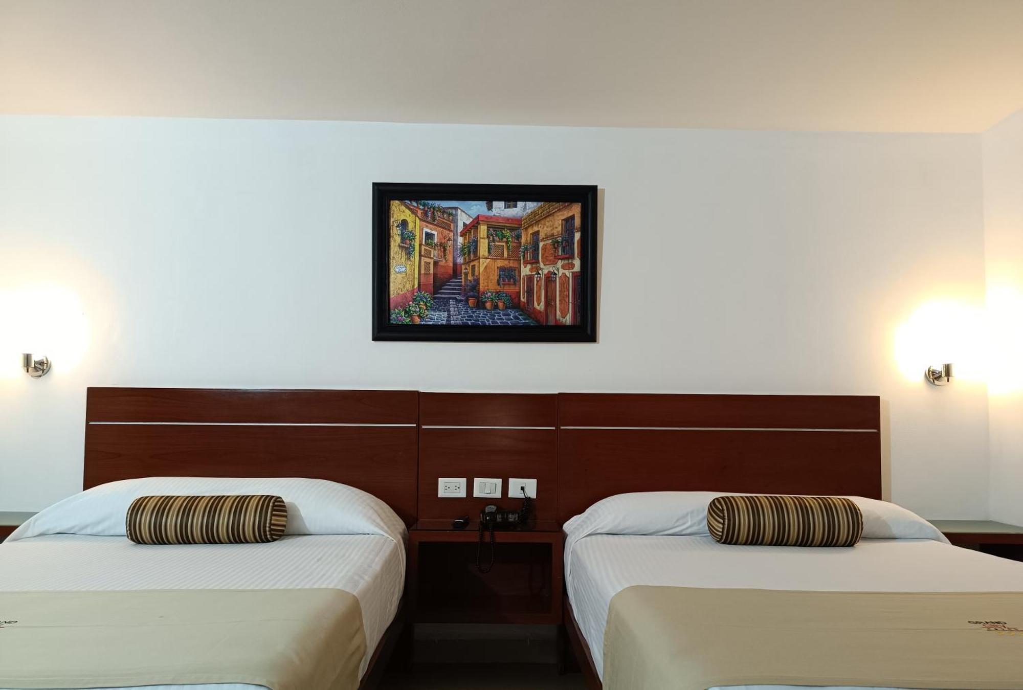 Grand City Hotel Cancún Exterior foto